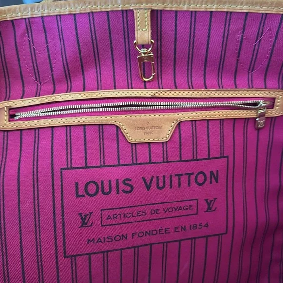 LV Monogram Neverfull - Picture 7 of 16